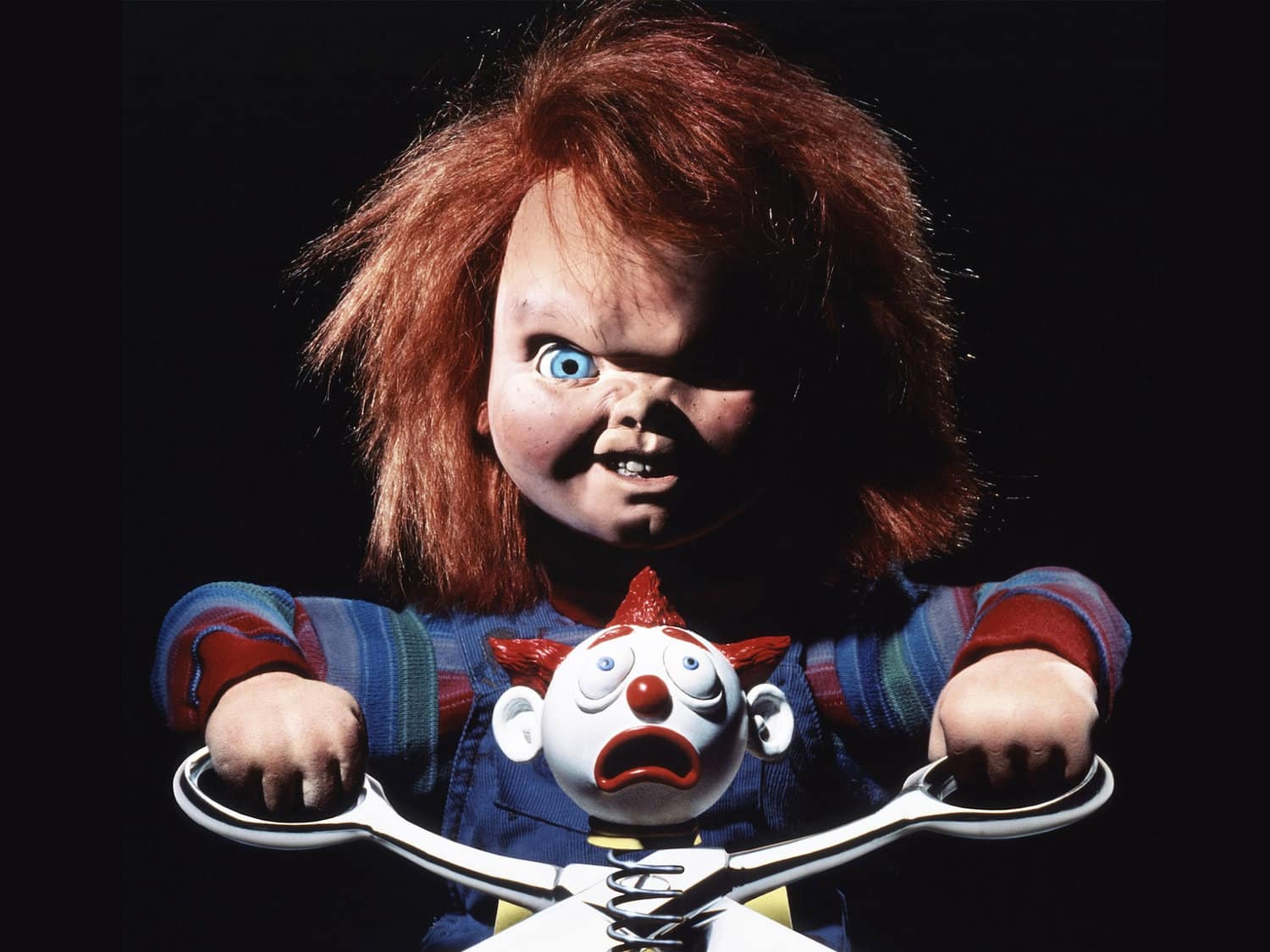 Chucky: prime immagini della serie dedicata alla bambola assassina [VIDEO]