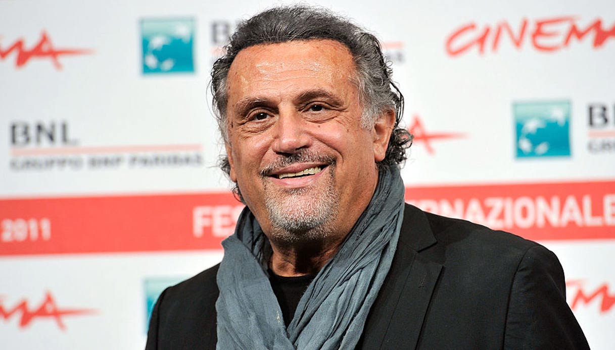 Andrea Roncato e la sua giovinezza dissoluta, fra droga e un grande rimorso: “ho fatto abortire una donna, non me lo sono mai perdonato”