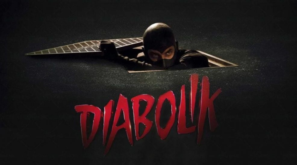 Diabolik: Luca Marinelli è il celebre ladro nel trailer ufficiale del film