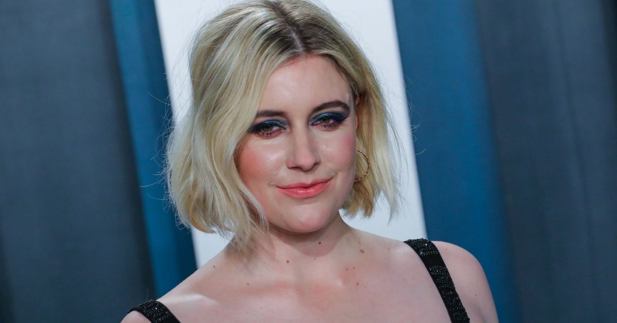 Avete visto il marito di Greta Gerwig? Ha 15 anni più di lei, ha lavorato con Wes Anderson e divorziato dalla “sorella di Julianne Moore”