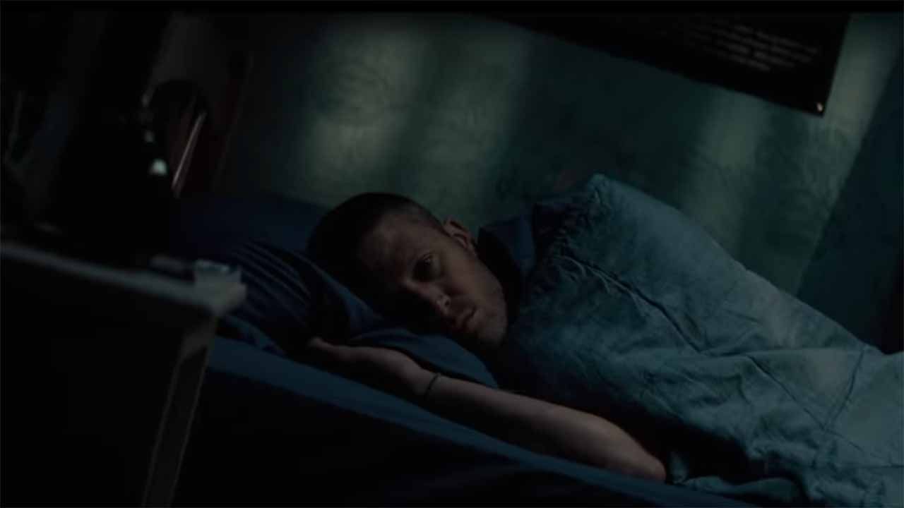 Midnight Mass: il trailer ci mostra lo spaventoso ritorno di Flanagan su Netflix