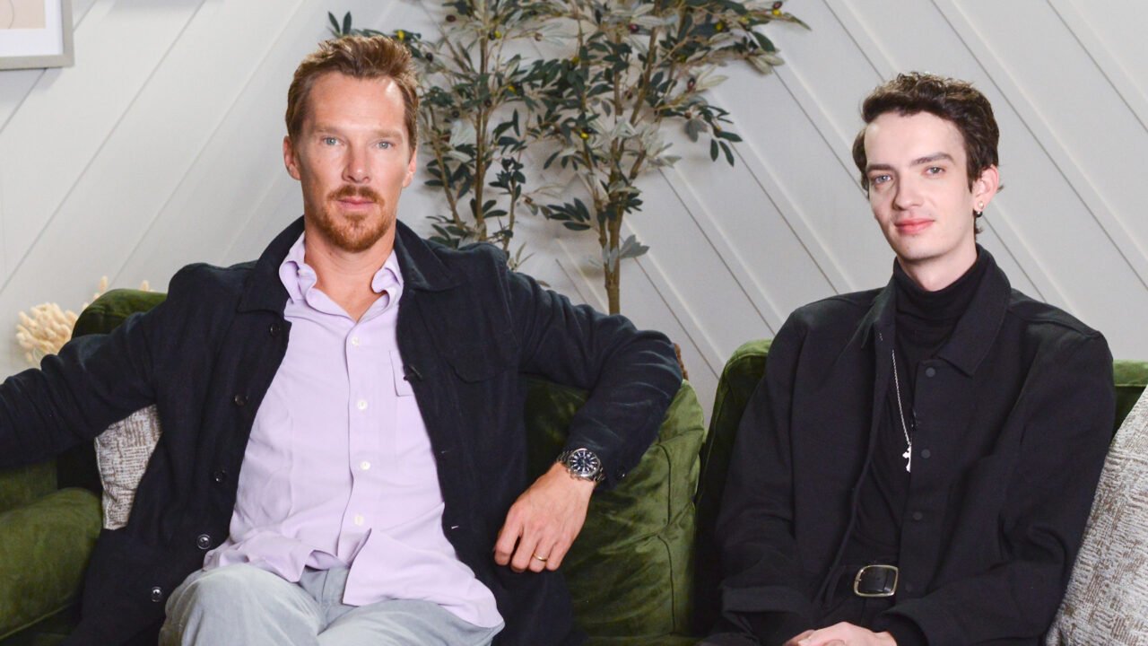Benedict Cumberbatch e Kodi Smit-McPhee