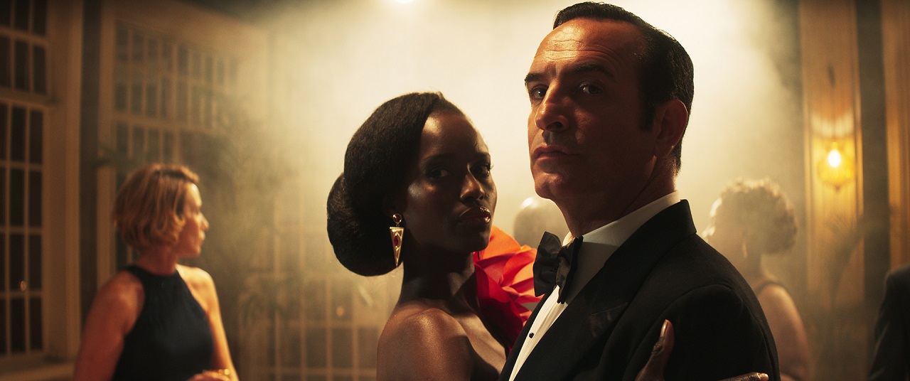 Agente speciale 117 al servizio della Repubblica – Allerta rossa in Africa nera: recensione del film con Jean Dujardin