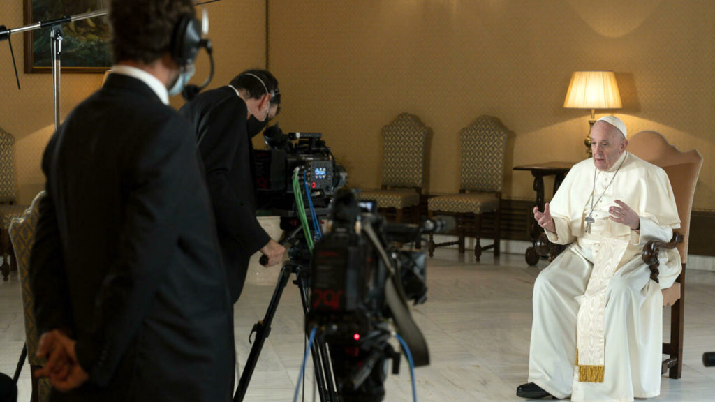 Stories Of A Generation con Papa Francesco: trailer e data d’uscita della docu-serie Netflix