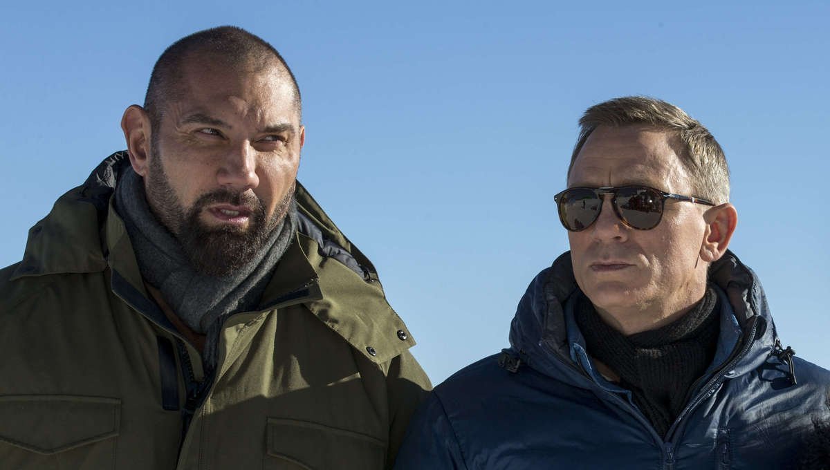 Spectre: Dave Bautista mostra la foto del naso rotto da Daniel Craig