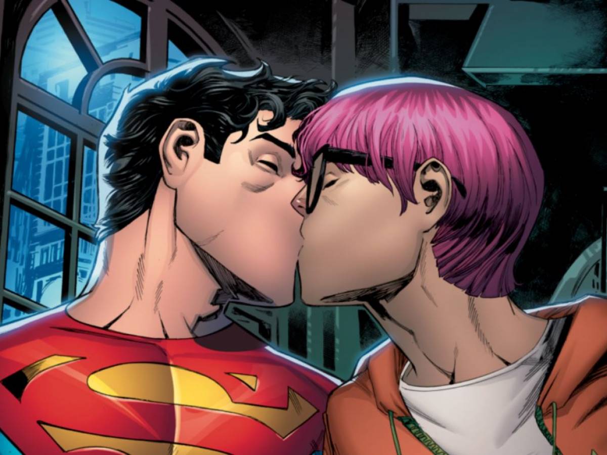 Superman: DC riceve minacce di morte per la bisessualità del supereroe