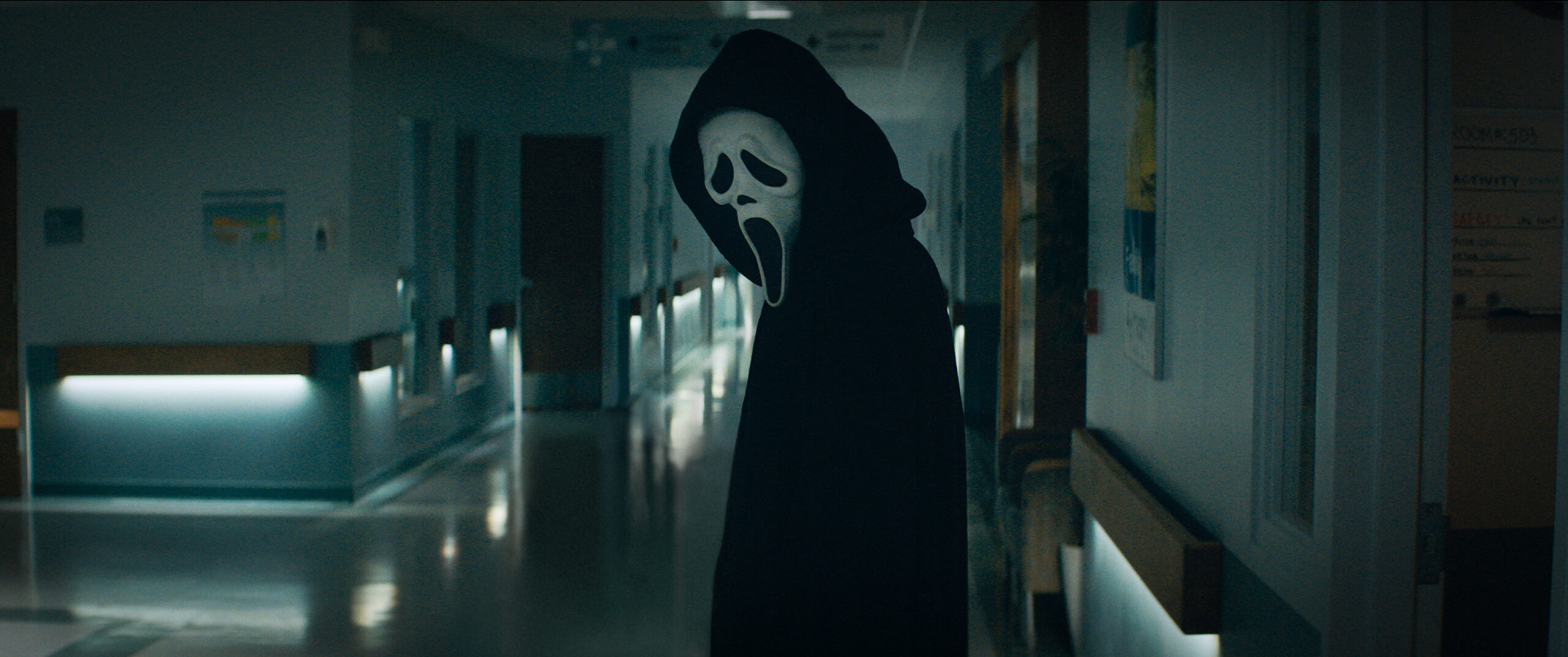 Scream: il Ghostface torna a uccidere nel trailer del reboot