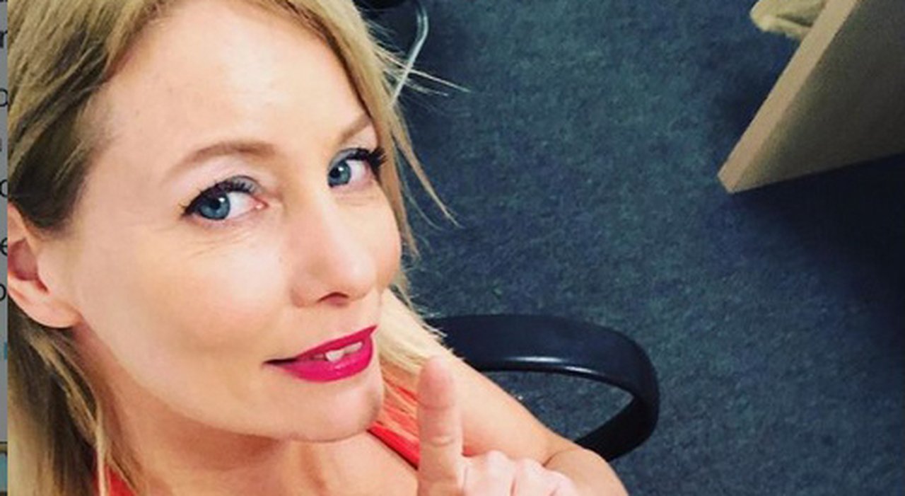 Flavia Vento: “Single e casta da 11 anni, aspetto Tom Cruise”