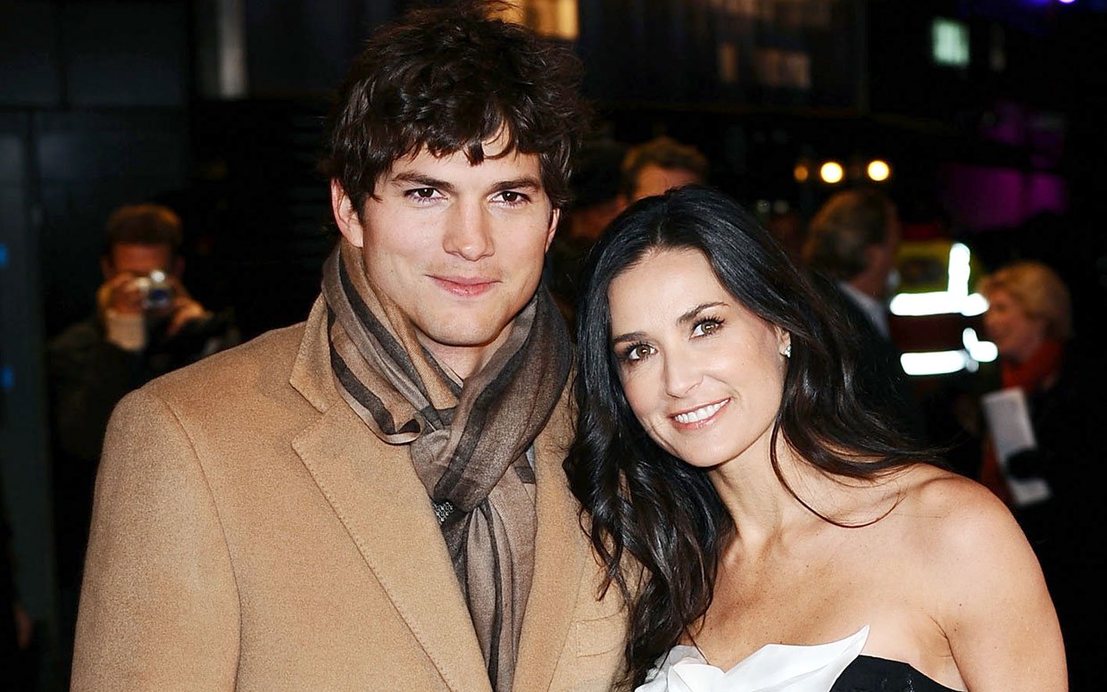 Demi Moore e quel legame tossico con Ashton Kutcher: per compiacere il marito arrivò ad accettare un rapporto a tre