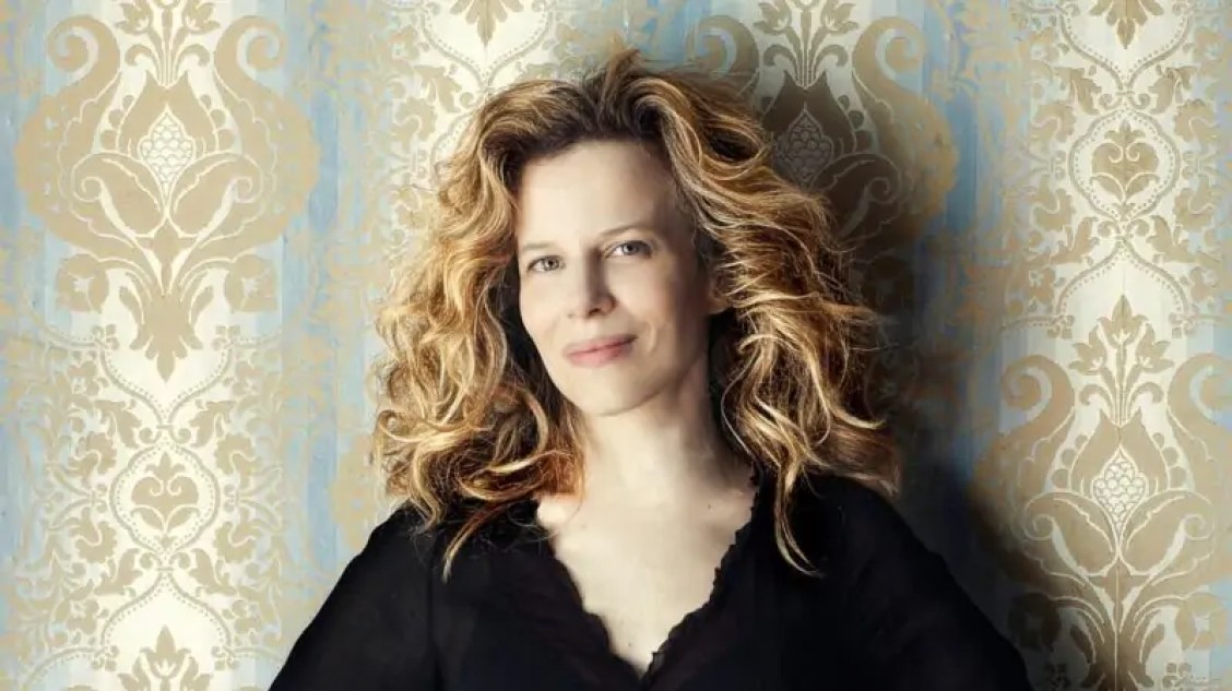 Chi è Sonia Bergamasco? Biografia, carriera e vita privata della protagonista del docu-film Rai La scelta di Maria