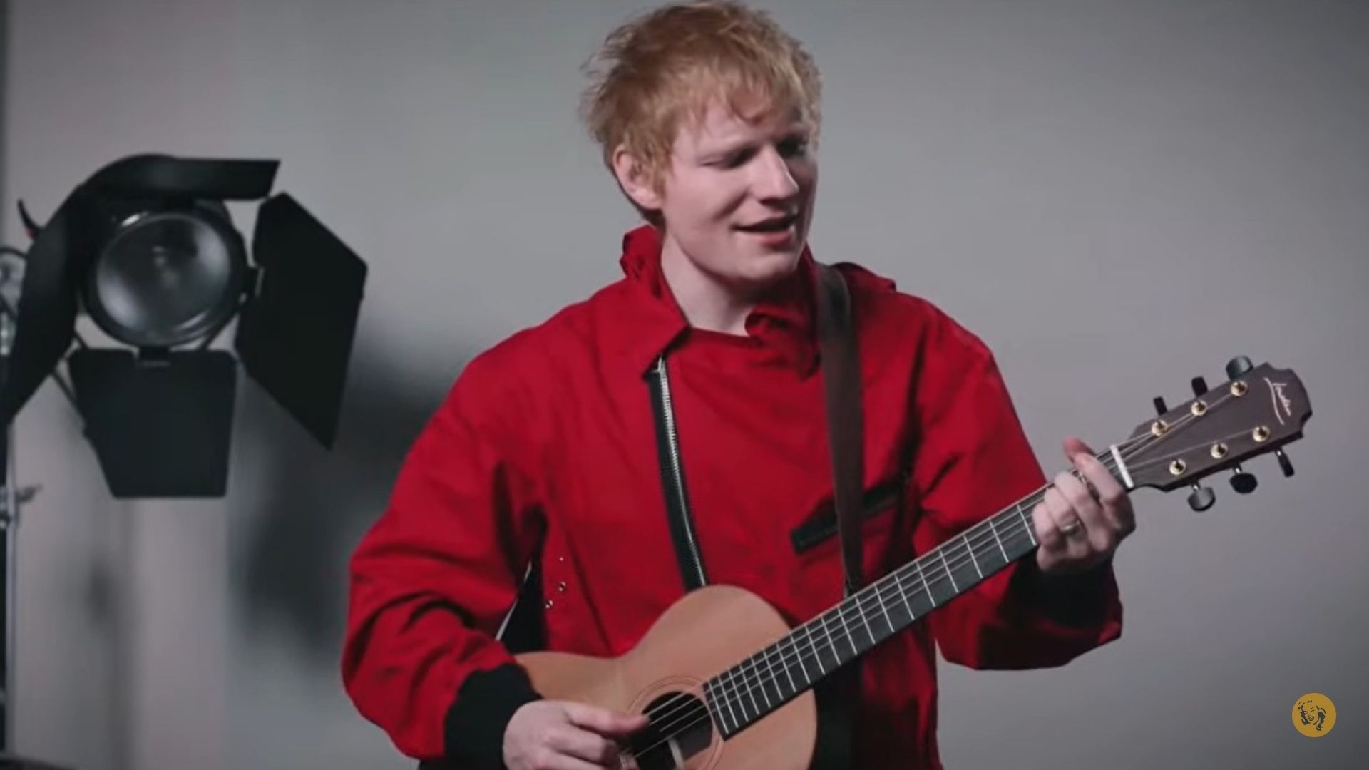 La Casa di Carta: Ed Sheeran sorprende i fan candidandosi come Professore [VIDEO]