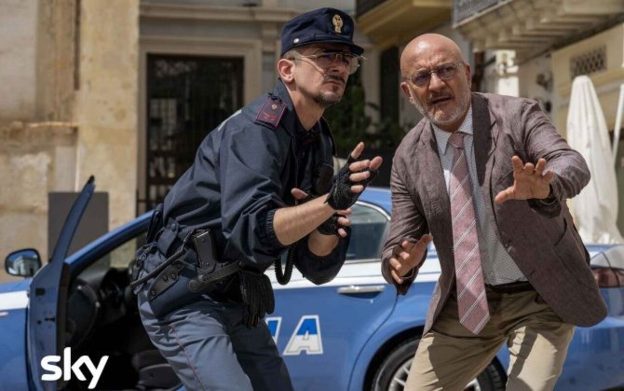 Cops 2 – Una banda di poliziotti: recensione della commedia Sky con Claudio Bisio