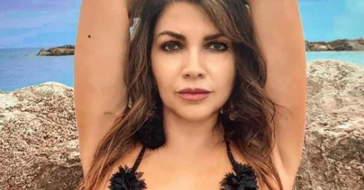 Cristina D’Avena – la foto sexy e la replica all’insulto dell’hater: la risposta della cantante è un blast perfetto
