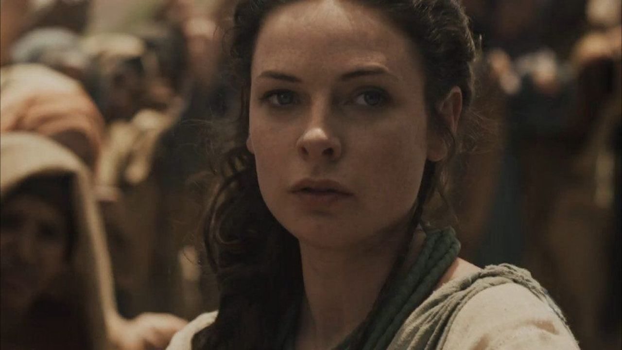 Rebecca Ferguson primo piano