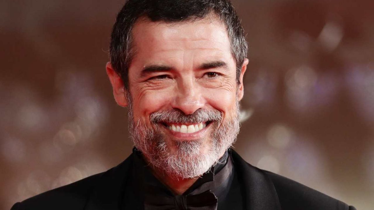 Alessandro Gassman e quella strana punizione di suo padre Vittorio: “Mi mandò a fare il barista”