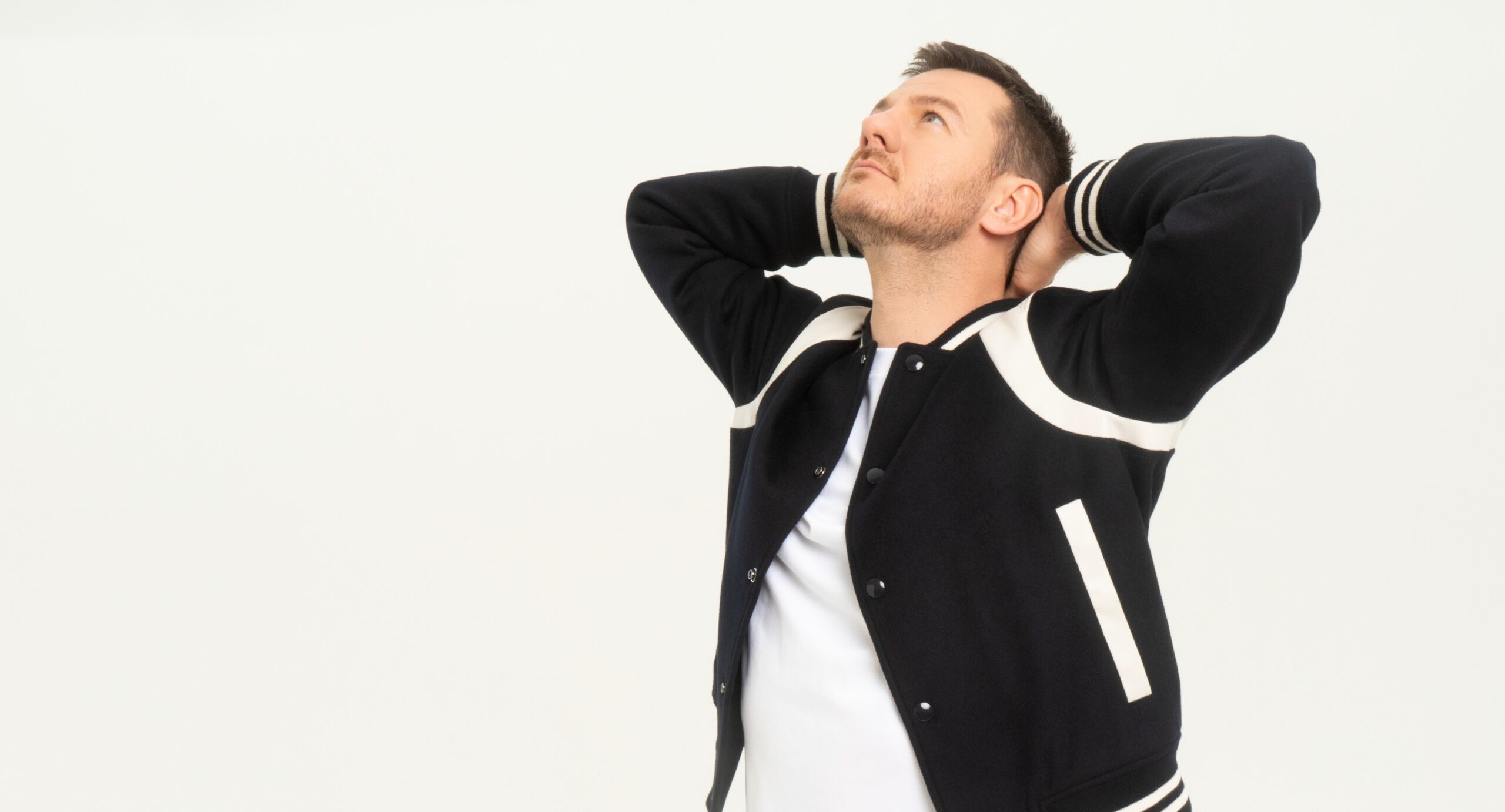 Alessandro Cattelan: Una semplice domanda, trailer e data d’uscita del docu-show di e con Alessandro Cattelan