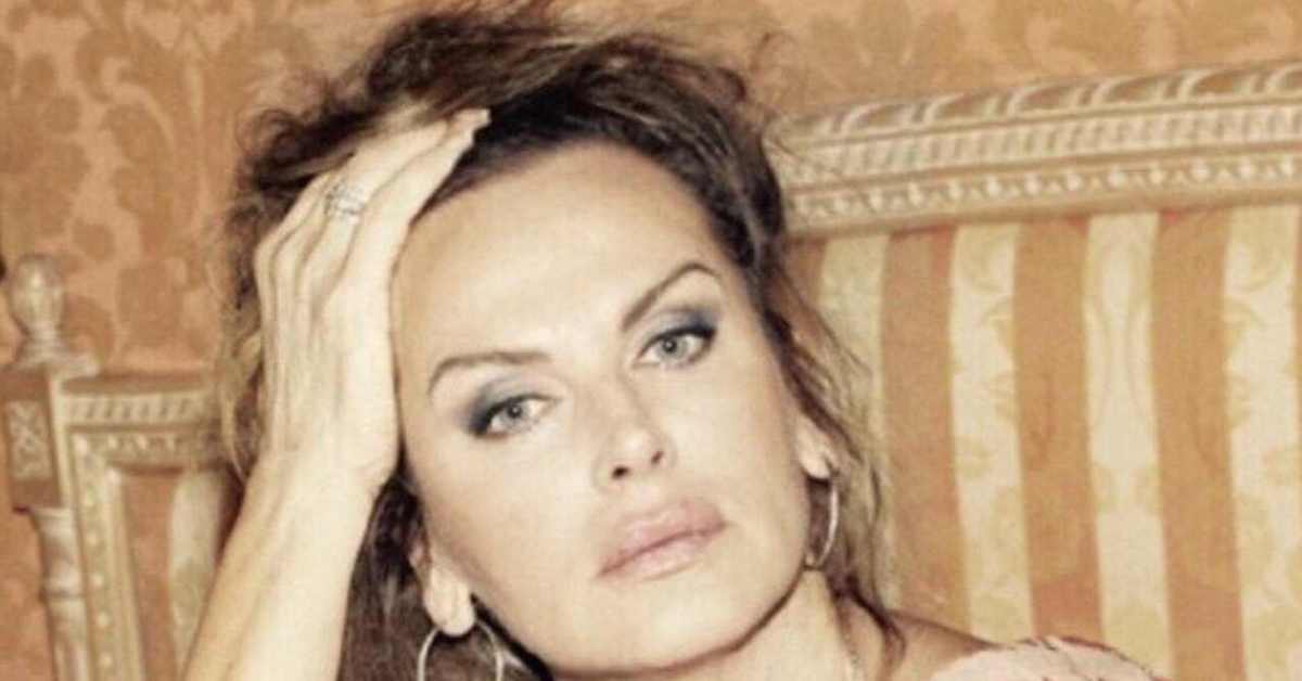 Dalila Di Lazzaro e il dolore implacabile per la morte del figlio: “aveva solo 22 anni, sono impazzita”