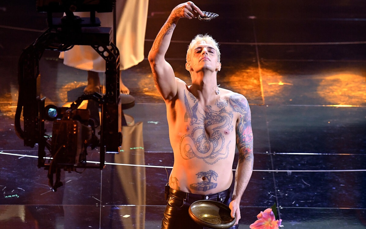 Chi è Achille Lauro? Biografia, carriera e vita privata del trasgressivo artista in gara a Sanremo 2022
