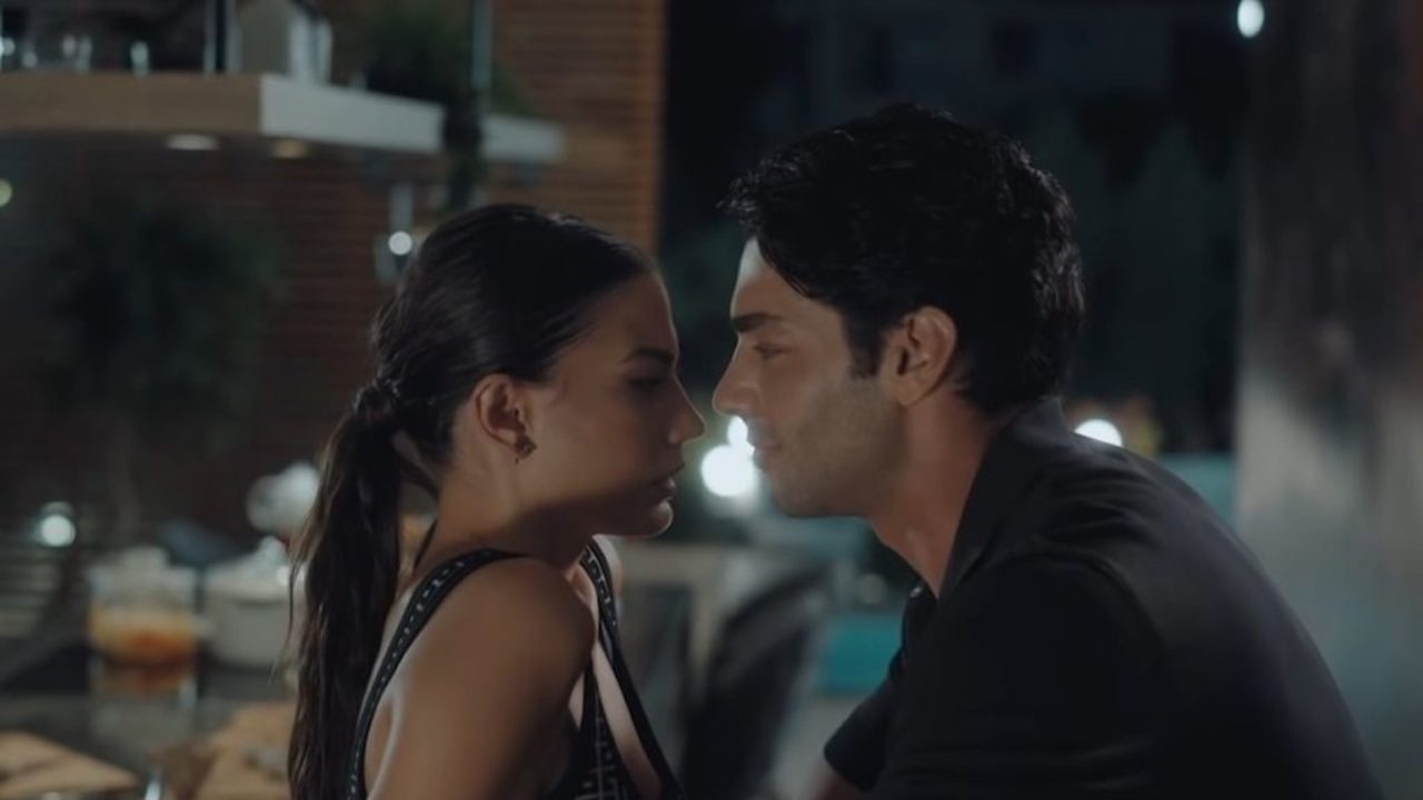 Tattiche d’amore: guida al cast e ai personaggi del film Netflix