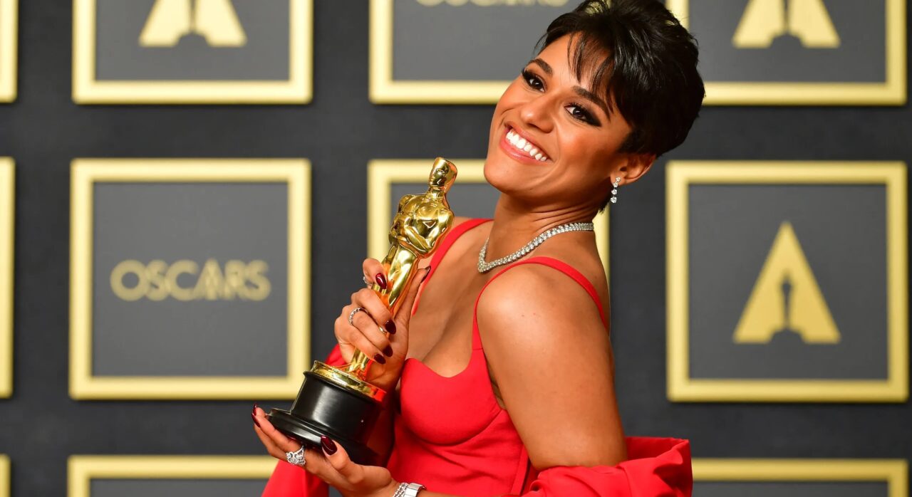 Chi è Ariana DeBose? Biografia, carriera e vita privata dell’attrice premio Oscar 2022 per West Side Story