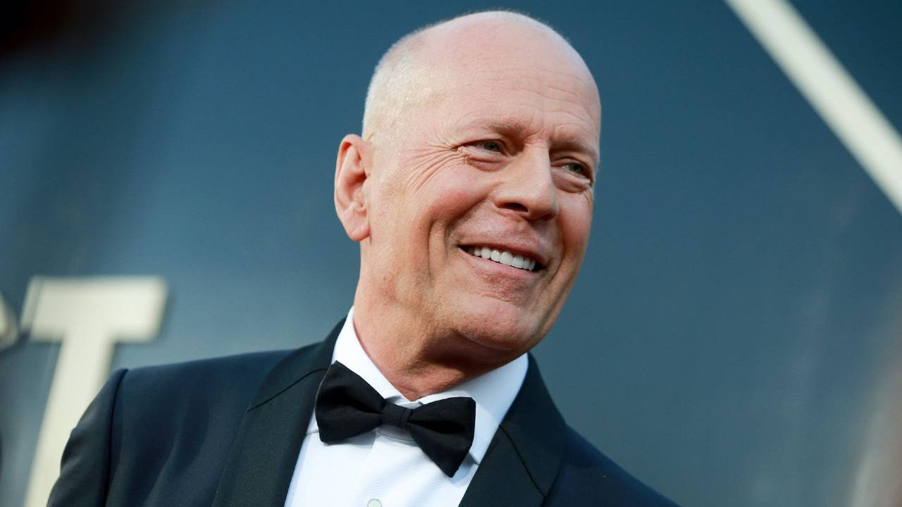 Bruce Willis tra i grandi attori che hanno lavorato con Shyamalan cinematographe.it