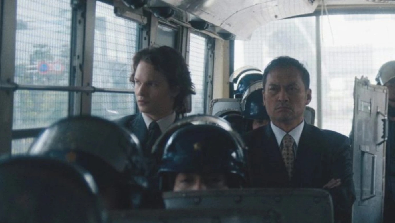 Tokyo Vice: trailer e data d’uscita della serie con Ansel Elgort e Ken Watanabe