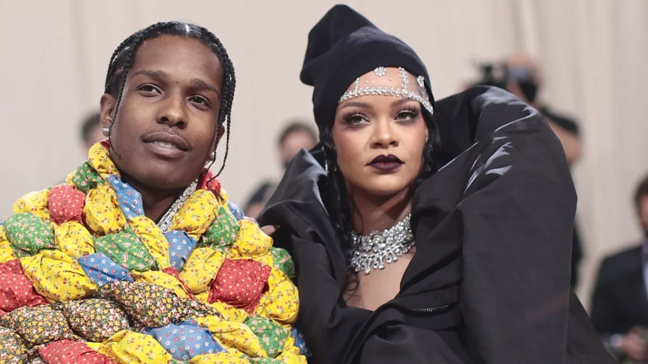 Rihanna, dalla gioia della gravidanza allo shock: A$AP Rocky l’avrebbe tradita, la coppia verso la rottura