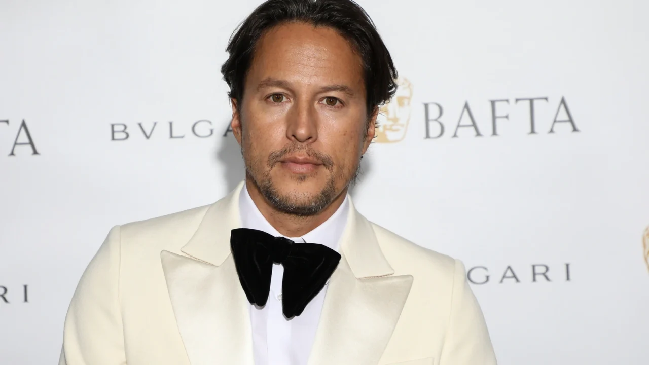 Cary Fukunaga: il regista è stato accusato di molestie sessuali da tre giovani attrici