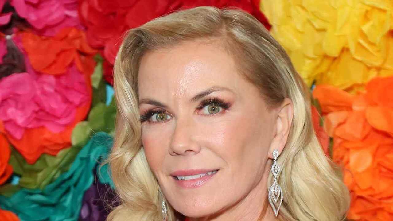 Katherine Kelly Lang e l’incidente a cavallo: brutto infortunio e stop alle riprese per la celebre Brooke di Beautiful [FOTO]