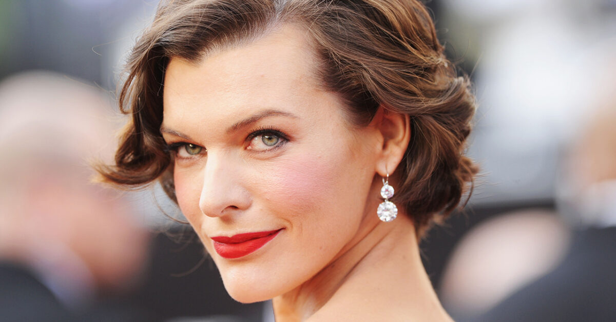 Bans Off Our Bodies: Milla Jovovich tra le star in piazza a difesa dell