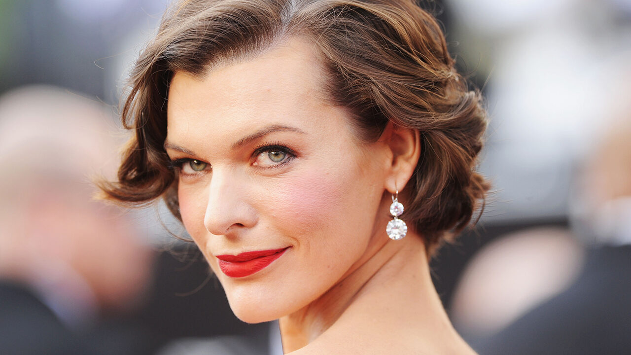 Bans Off Our Bodies: Milla Jovovich tra le star in piazza a difesa dell’aborto