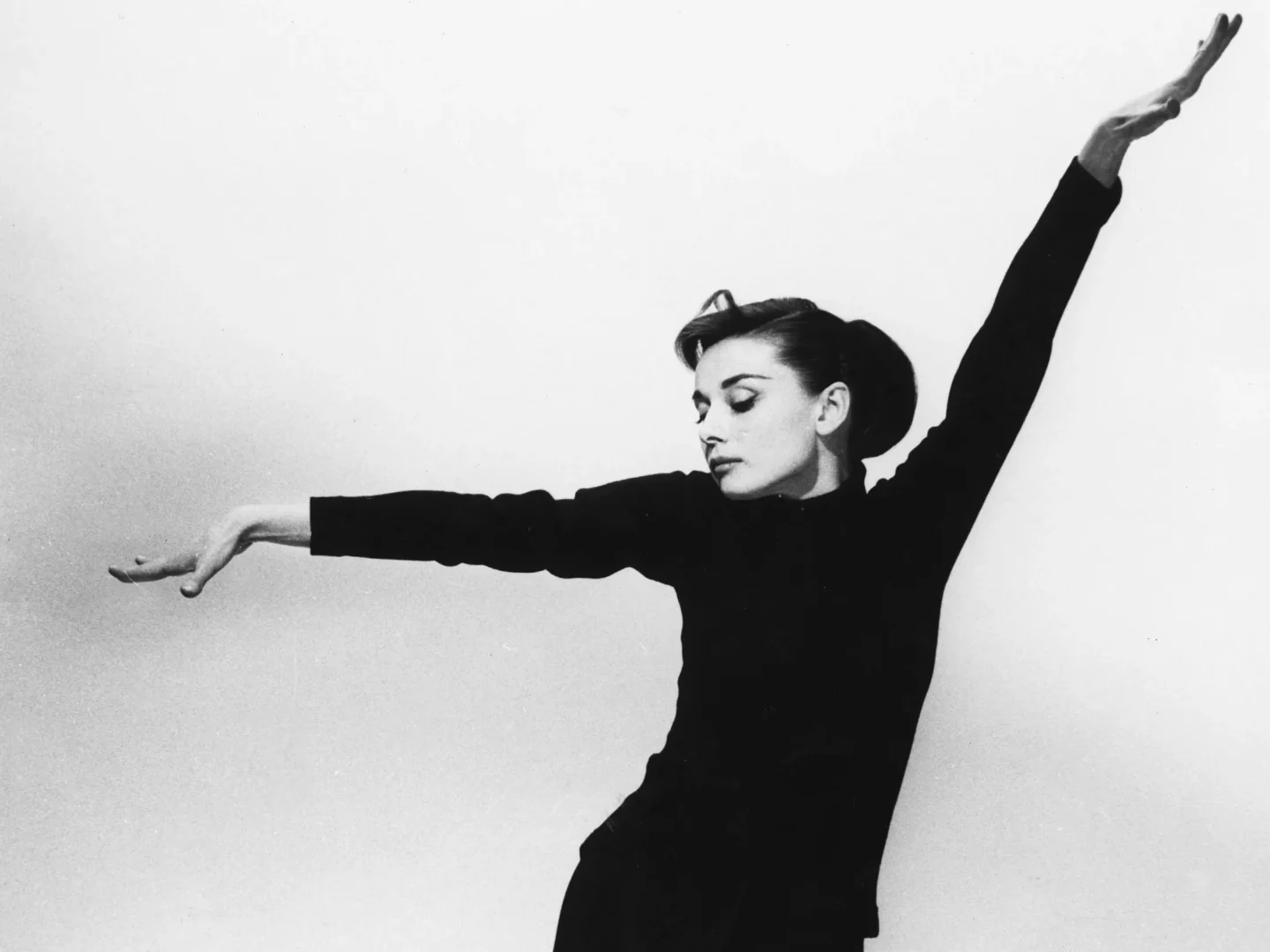 Audrey Hepburn: 10 cose da sapere sull'indimenticabile star del cinema
