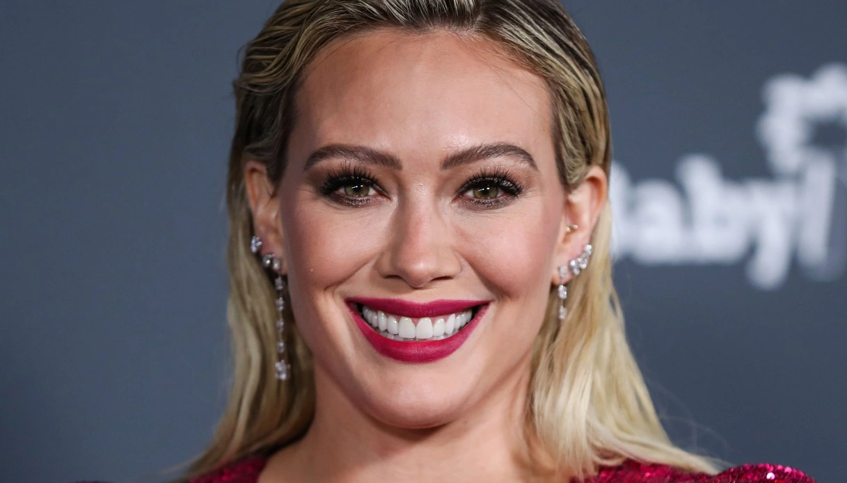 Avete visto il marito di Hilary Duff? I due sono inseparabili dal 2015 e hanno due splendidi bambini