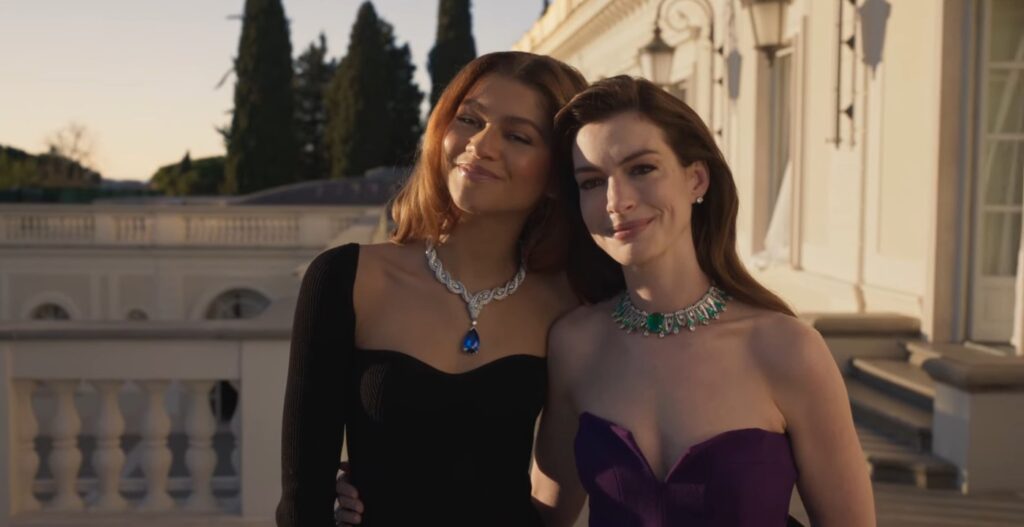 Zendaya ed Anne Hathaway brillano nello spot Bulgari di Paolo Sorrentino! [VIDEO]