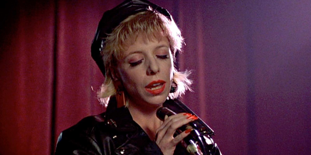 Julee Cruise è morta: addio alla cantante che ha lavorato con David Lynch