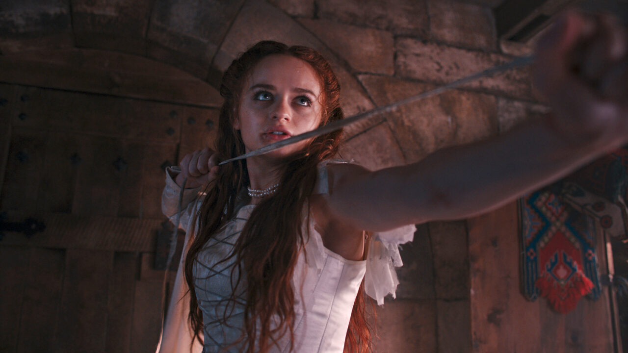 The Princess: il trailer del violento film fantasy con Joey King