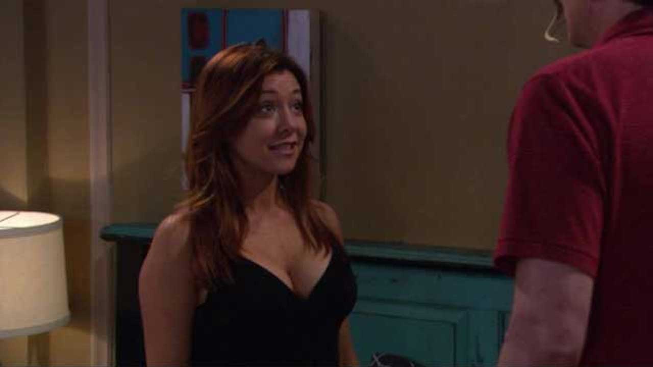 Alyson Hannigan attori costretti a portare parrucca in serie tv Cinematographe.it