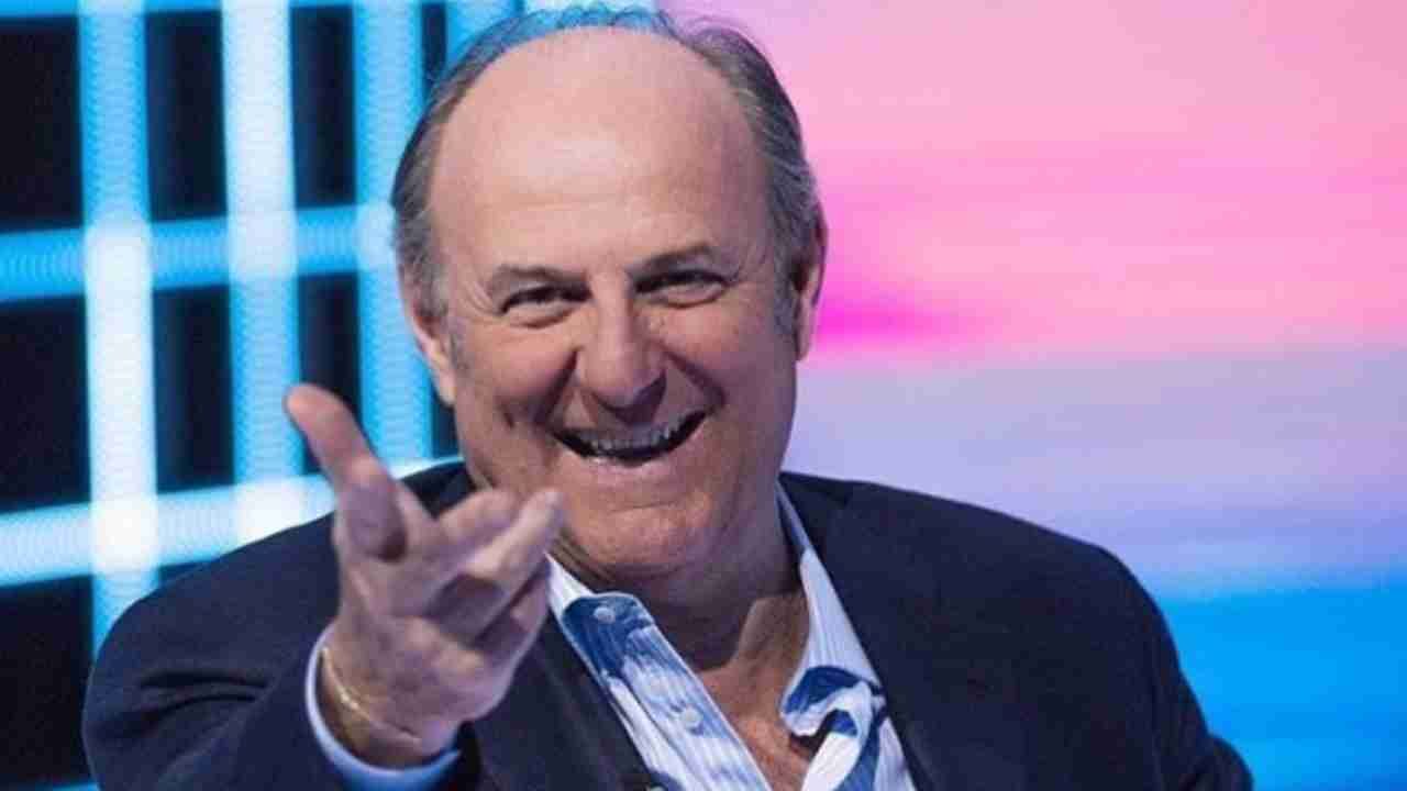 Gerry Scotti: cosa faceva l’attore e conduttore prima di diventare famoso?