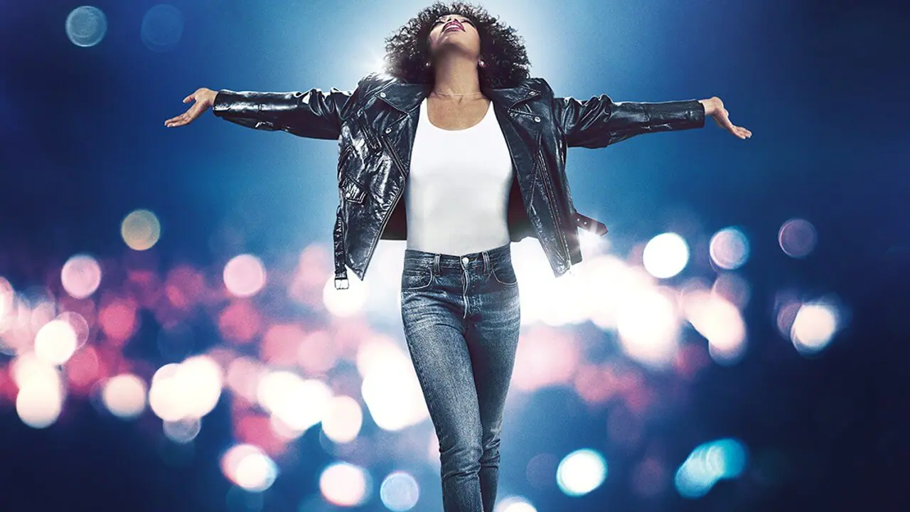 I Wanna Dance With Somebody – Naomi Ackie è Whitney Houston nel primo trailer del biopic