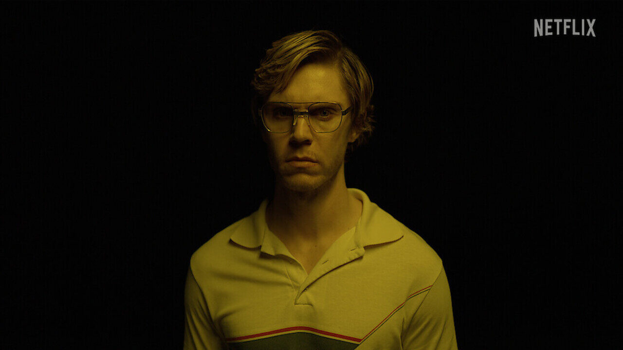 Monster: The Jeffrey Dahmer Story, svelato il trailer della serie Netfilx con Evan Peters