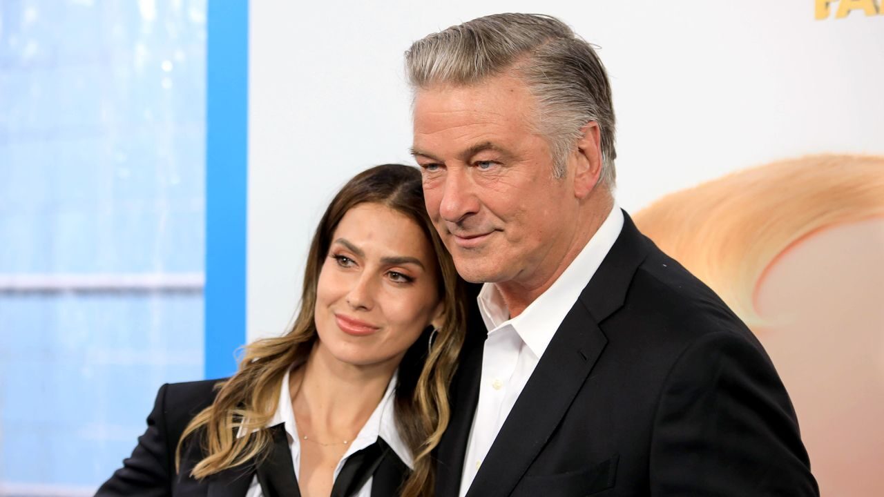 Alec Baldwin condivide la prima immagine della famiglia al completo con tutti e sette i figli [FOTO]