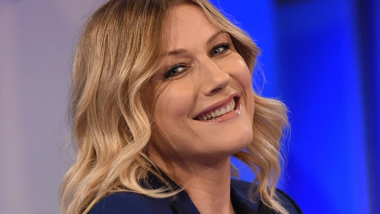 Natasha Stefanenko racconta la sua infanzia da incubo in Russia: “Ho vissuto col terrore del bottone rosso”