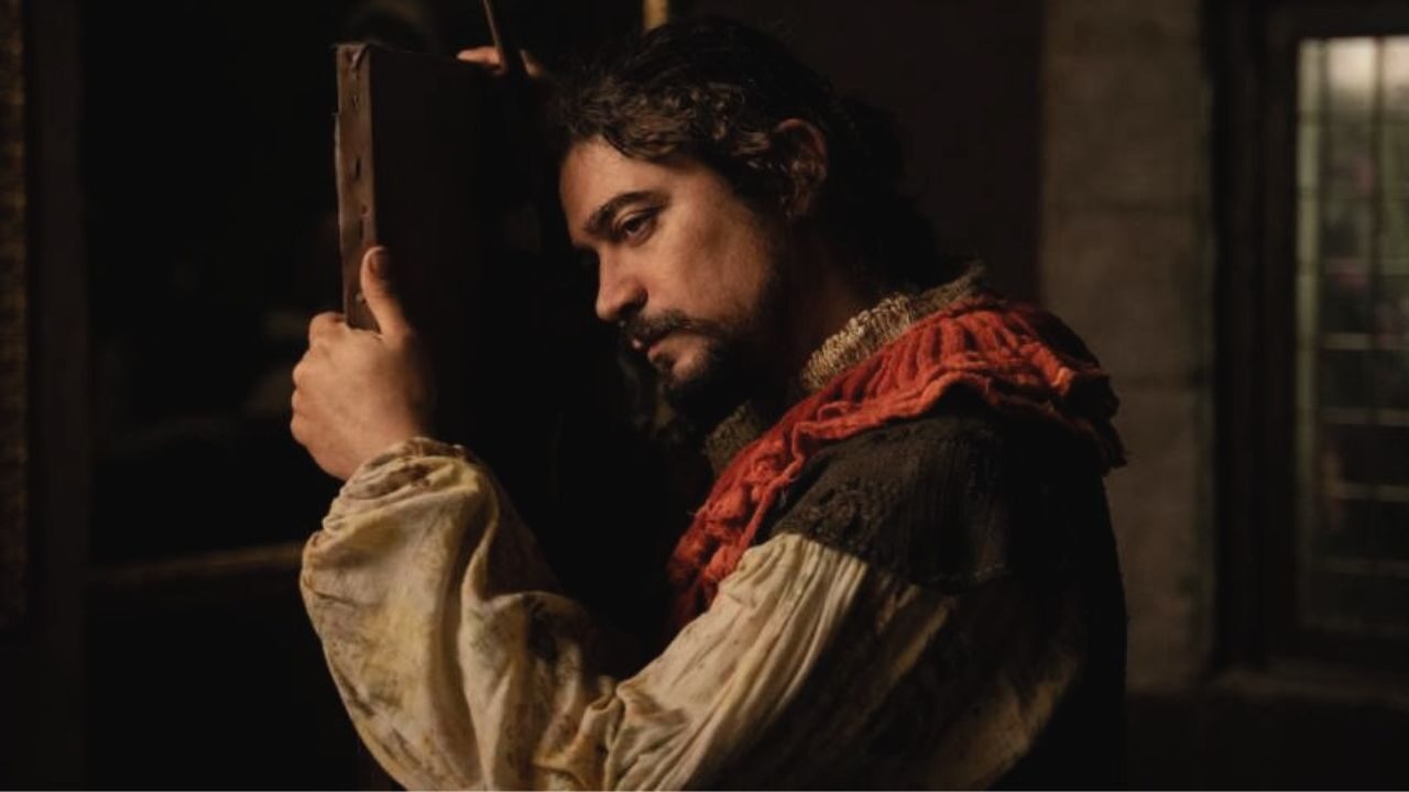 L’ombra di Caravaggio – il trailer del film con Riccardo Scamarcio