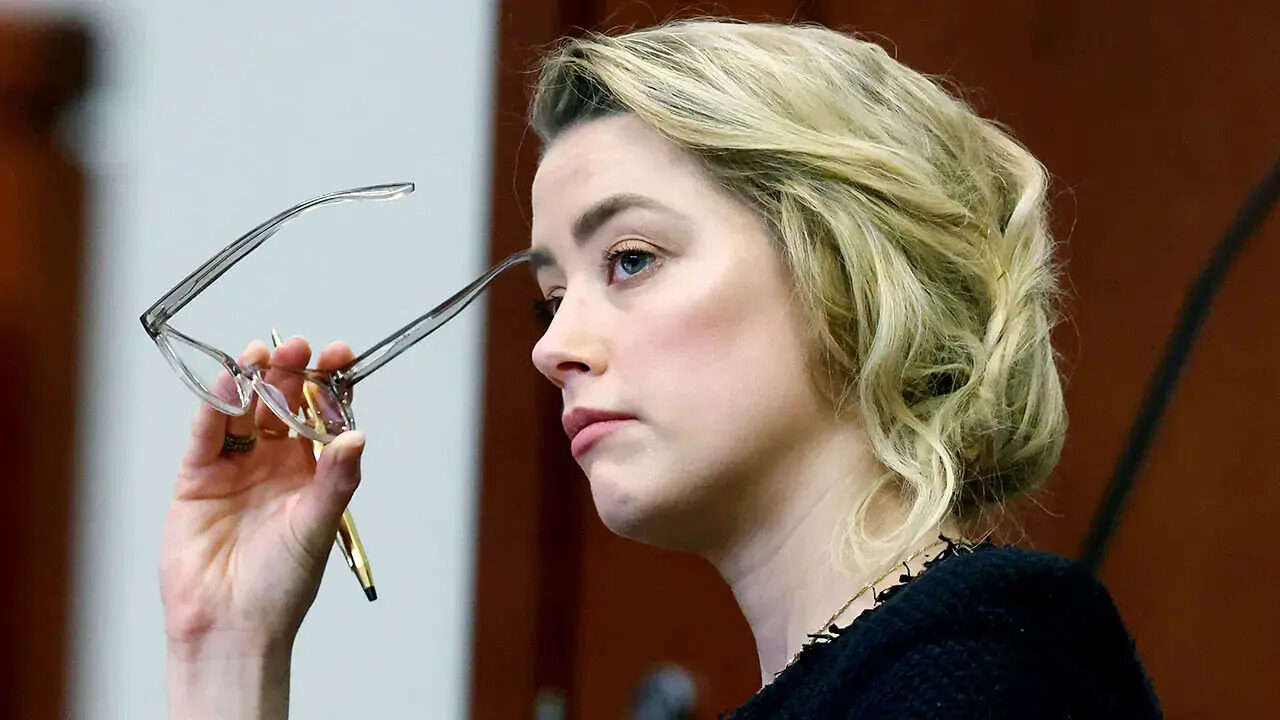 Amber Heard: l’attrice è in Spagna sotto falso nome e con grossi problemi finanziari [FOTO]