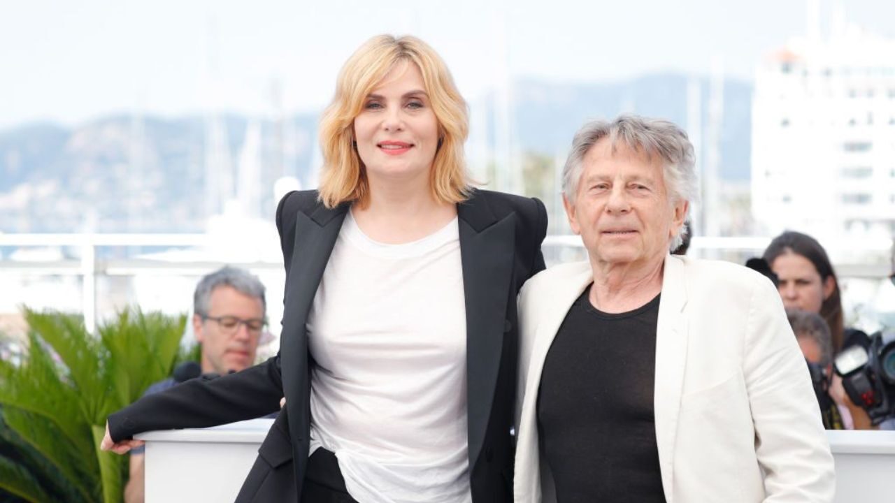 Emmanuelle Seigner difende Roman Polanski: “tutte volevano andare a letto con lui, non aveva bisogno di violentare nessuno”