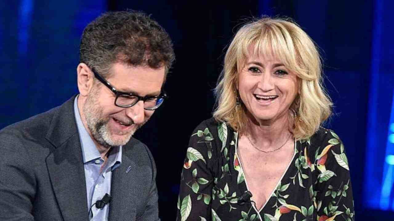 Luciana Littizzetto e quella volta che si presentò senza reggiseno nel camerino di Fabio Fazio: “visto che ce le ho anch’io?