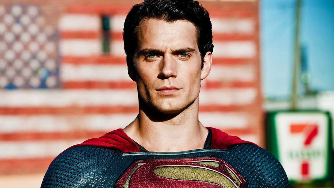 Henry Cavill interpreterà di nuovo Superman in The Flash Cinematographe.it