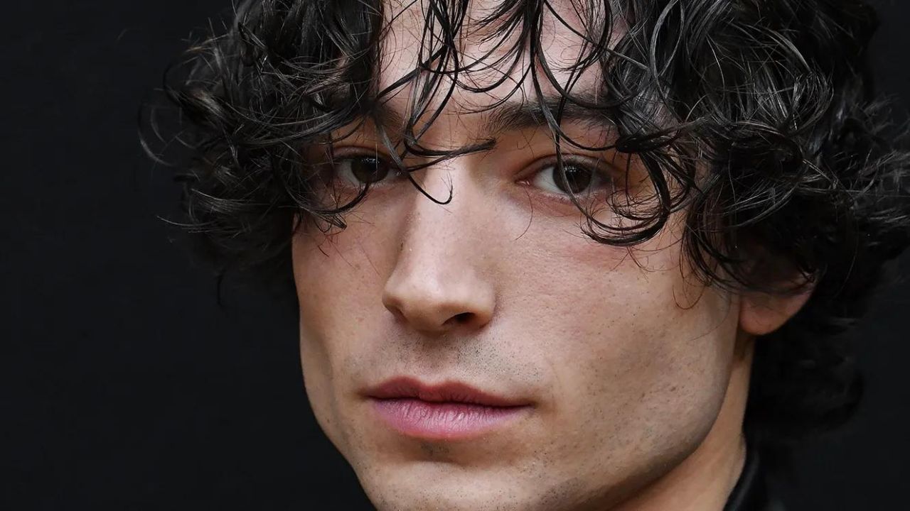 ezra miller rapina carcere - Cinematographe.it 