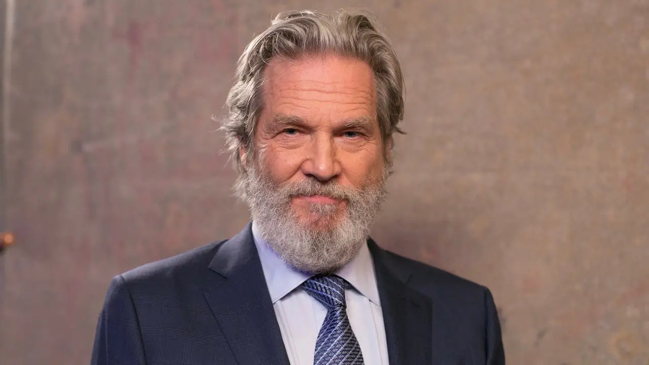 <strong>Jeff Bridges: “cancro e Covid non mi hanno fermato dall’accompagnare mia figlia all’altare”</strong>