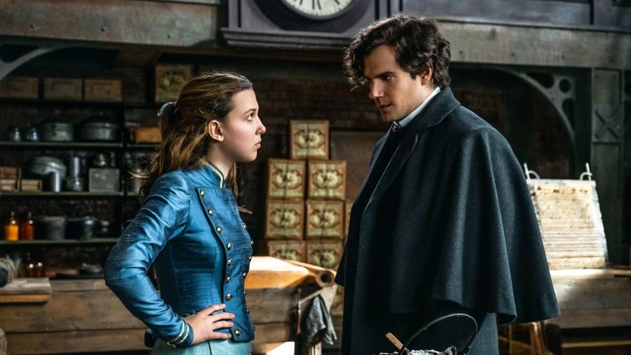 Enola Holmes, Millie Bobby Brown sul collega Henry Cavill: “Abbiamo una relazione sana e matura”